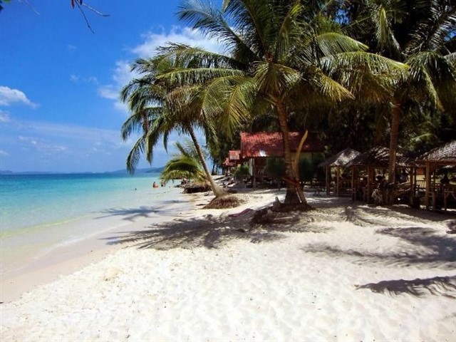 This pretty island, surrounded by signature clear waters has its share of faultless beaches. A comfortable beach for a holiday, it remains one of the ...