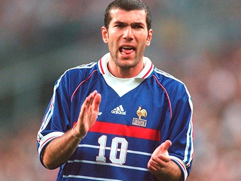 Zidane rose to fame with ability to control games in french football with Bordeaux where he spent 4 years before moving to Juventus in 1996 where his ...