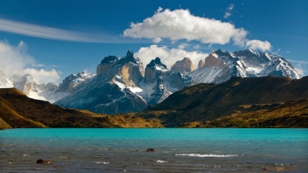 Declared a biosphere reserve by UNESCO in 1978, the Torres del Paine national park (situated in the Magallanes 12th region in Chile) is internationall...